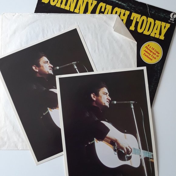 Johnny Cash. Today 24 Greatest Hits (PLUS 2x Photos Enclosed). 1974 - Picture 3 of 5
